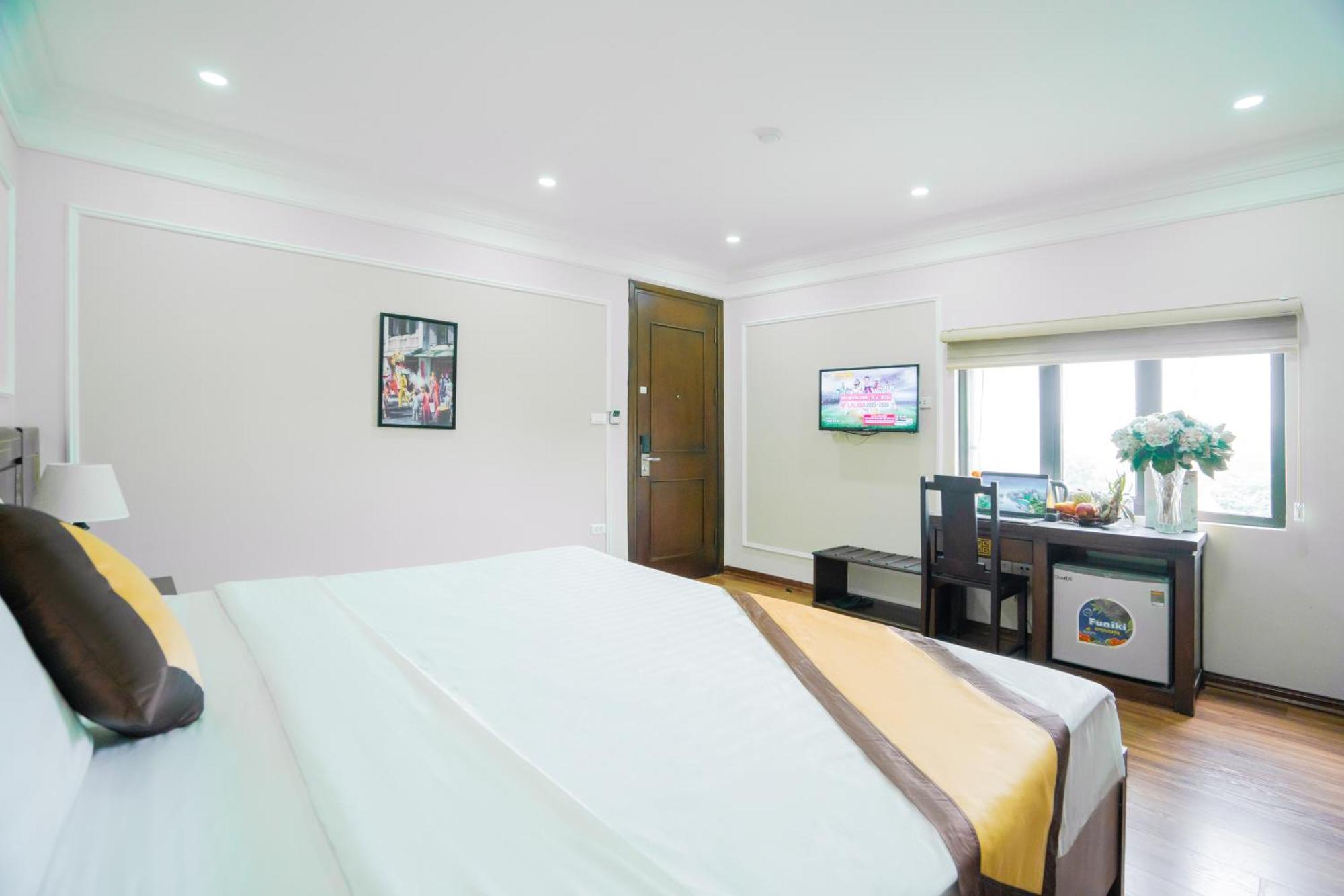 Ha Noi Lake View Hotel & Travel Ανόι Εξωτερικό φωτογραφία