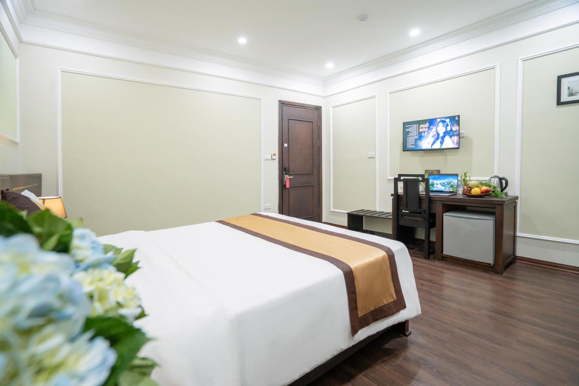 Ha Noi Lake View Hotel & Travel Ανόι Εξωτερικό φωτογραφία